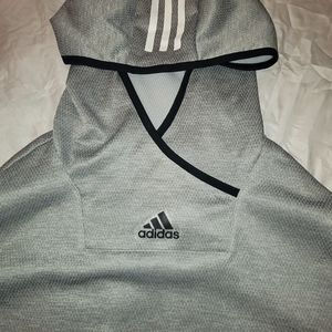 14/16 Adidas Pullover